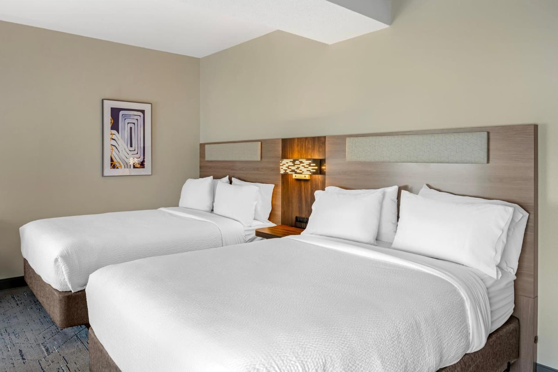 Holiday Inn Express & Suites - Indianapolis - East