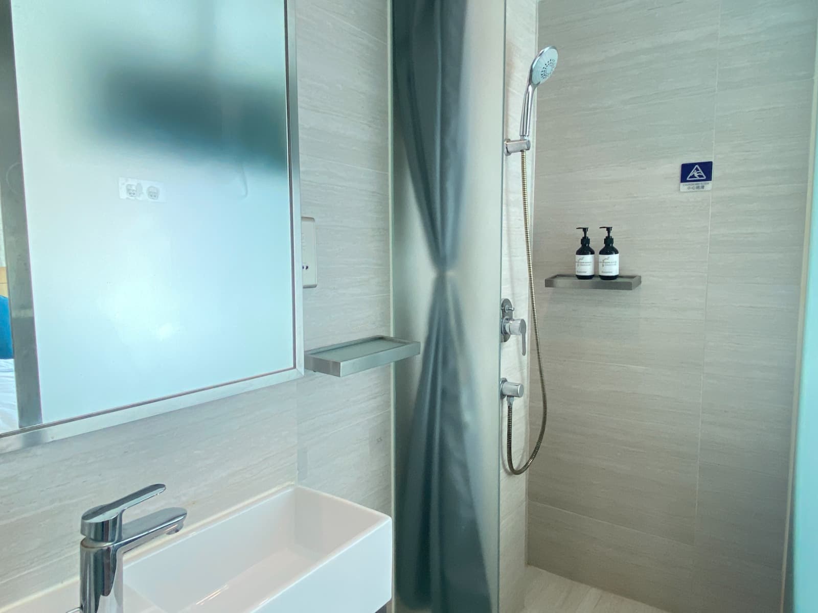 盛庭LIVING酒店公寓 ( Shing Ting Living Hotel Apartment )