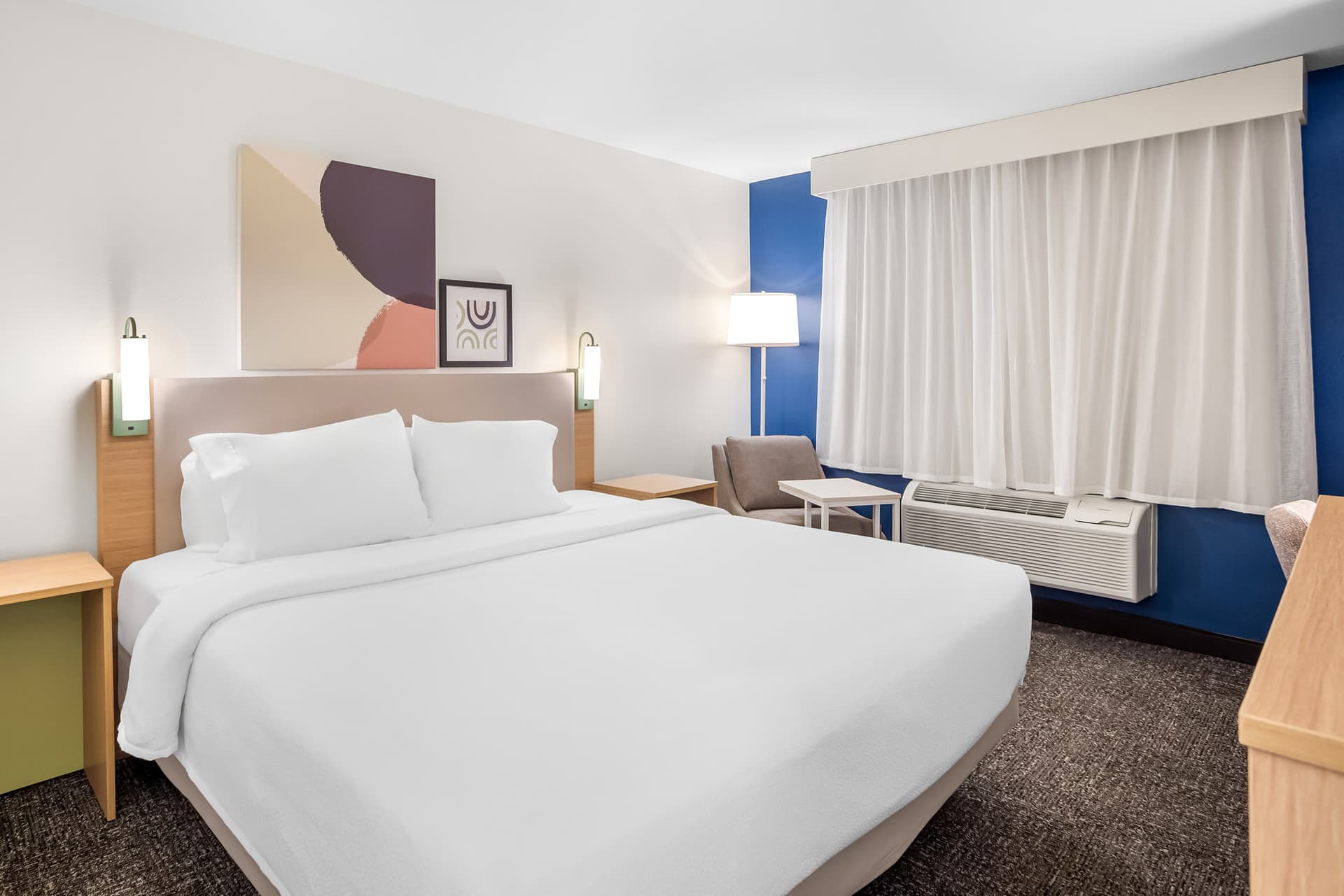 Spark by Hilton Kent Seattle