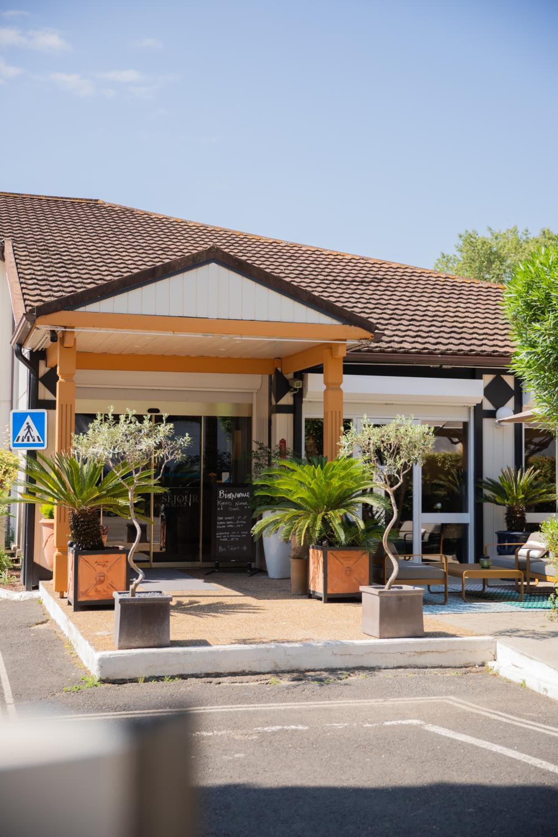 Brit Hotel Confort Nîmes Ouest
