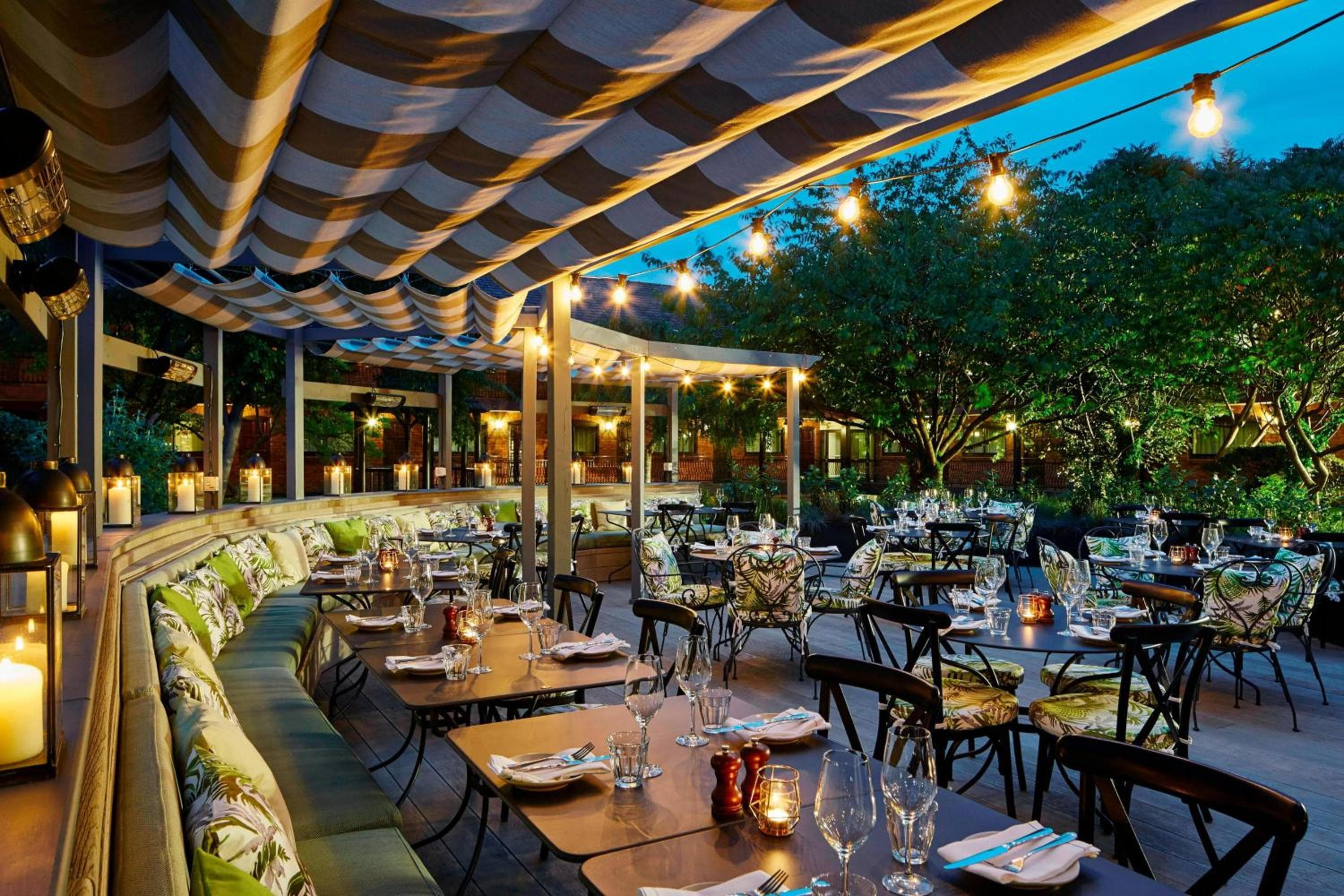 Delta Hotels by Marriott Manchester Airport