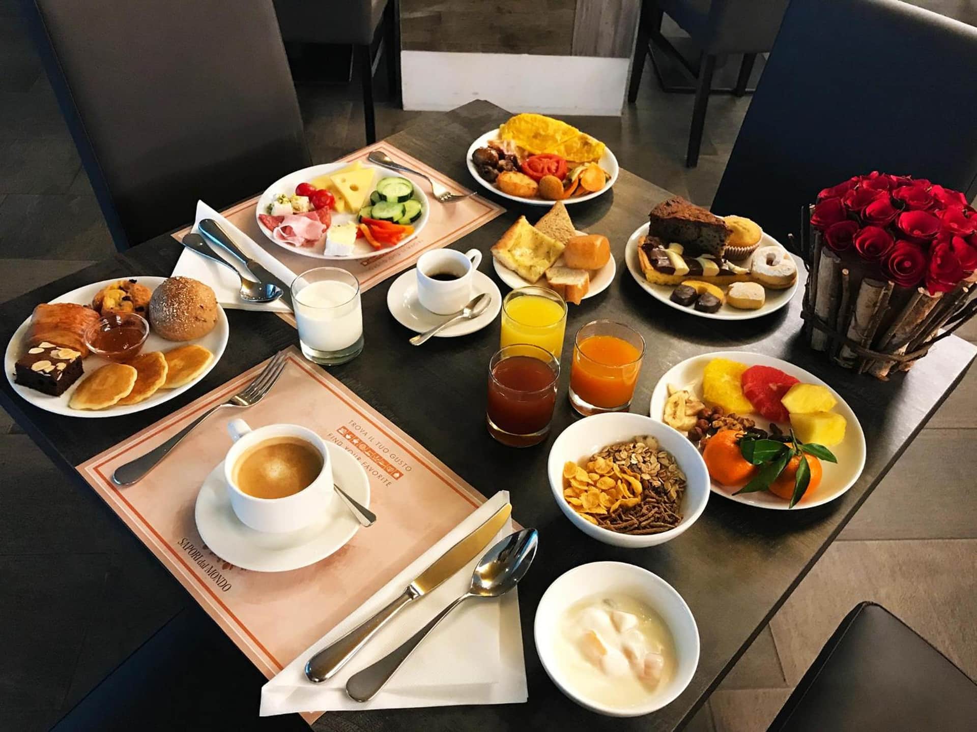 A.Roma Lifestyle Hotel