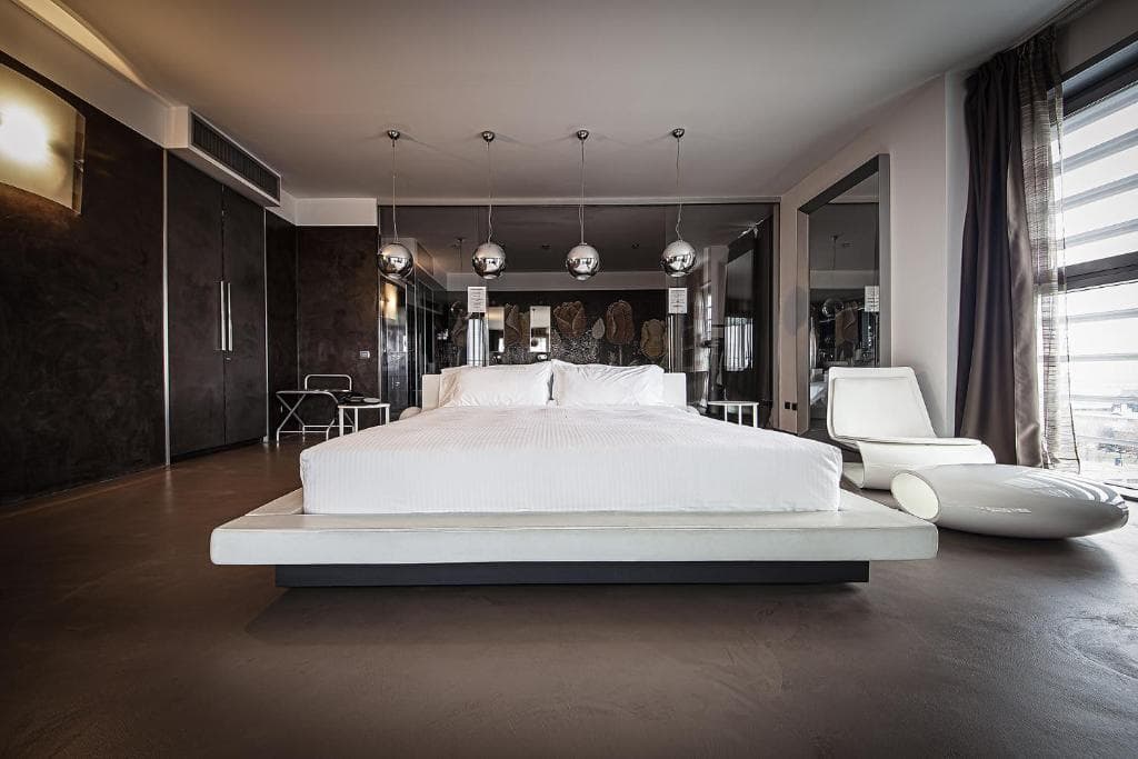 For You Hotel