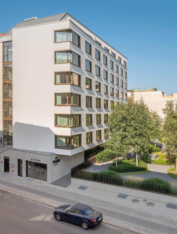 The Yard Hotel