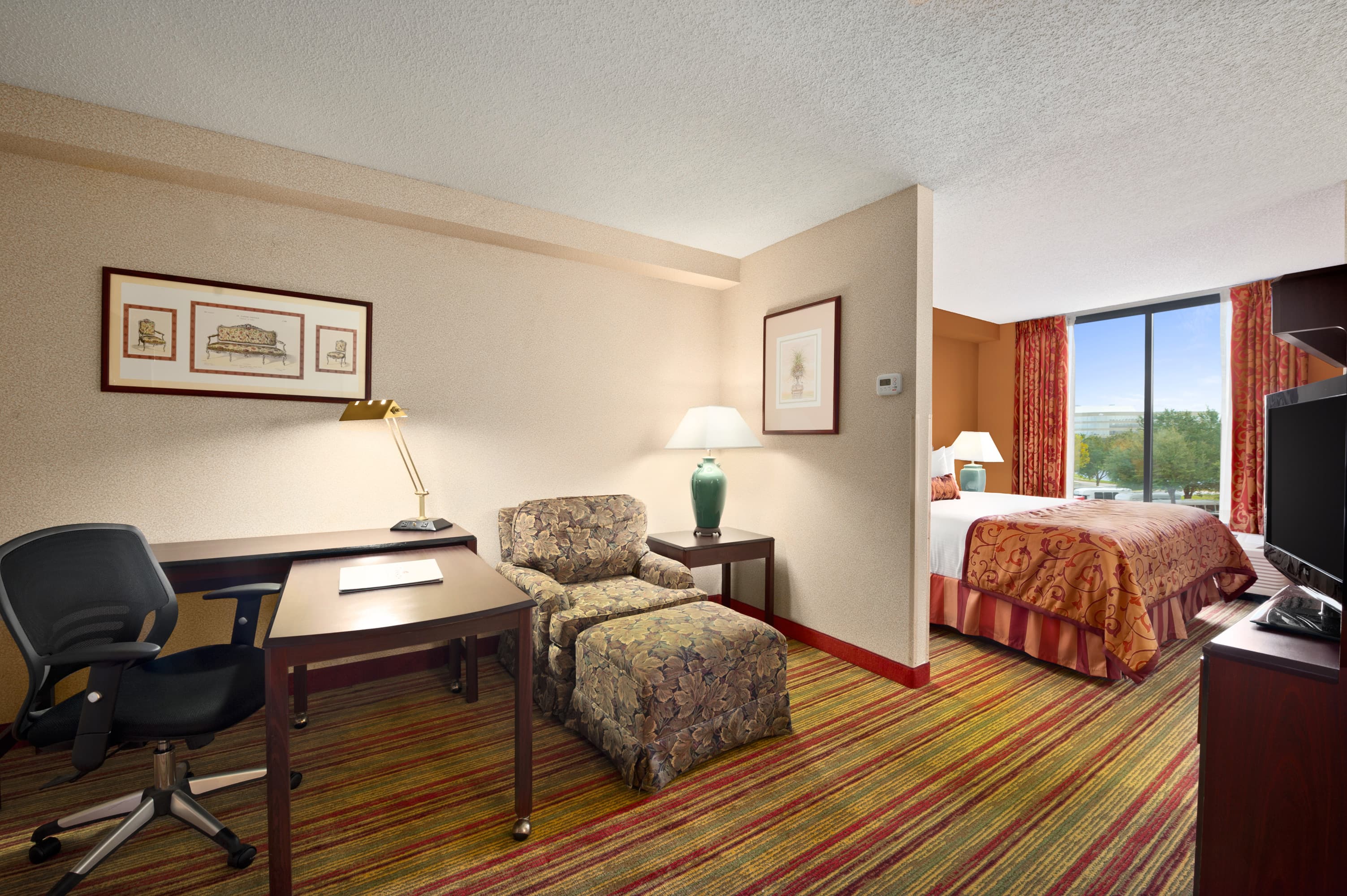 Ramada Suites Orlando Airport