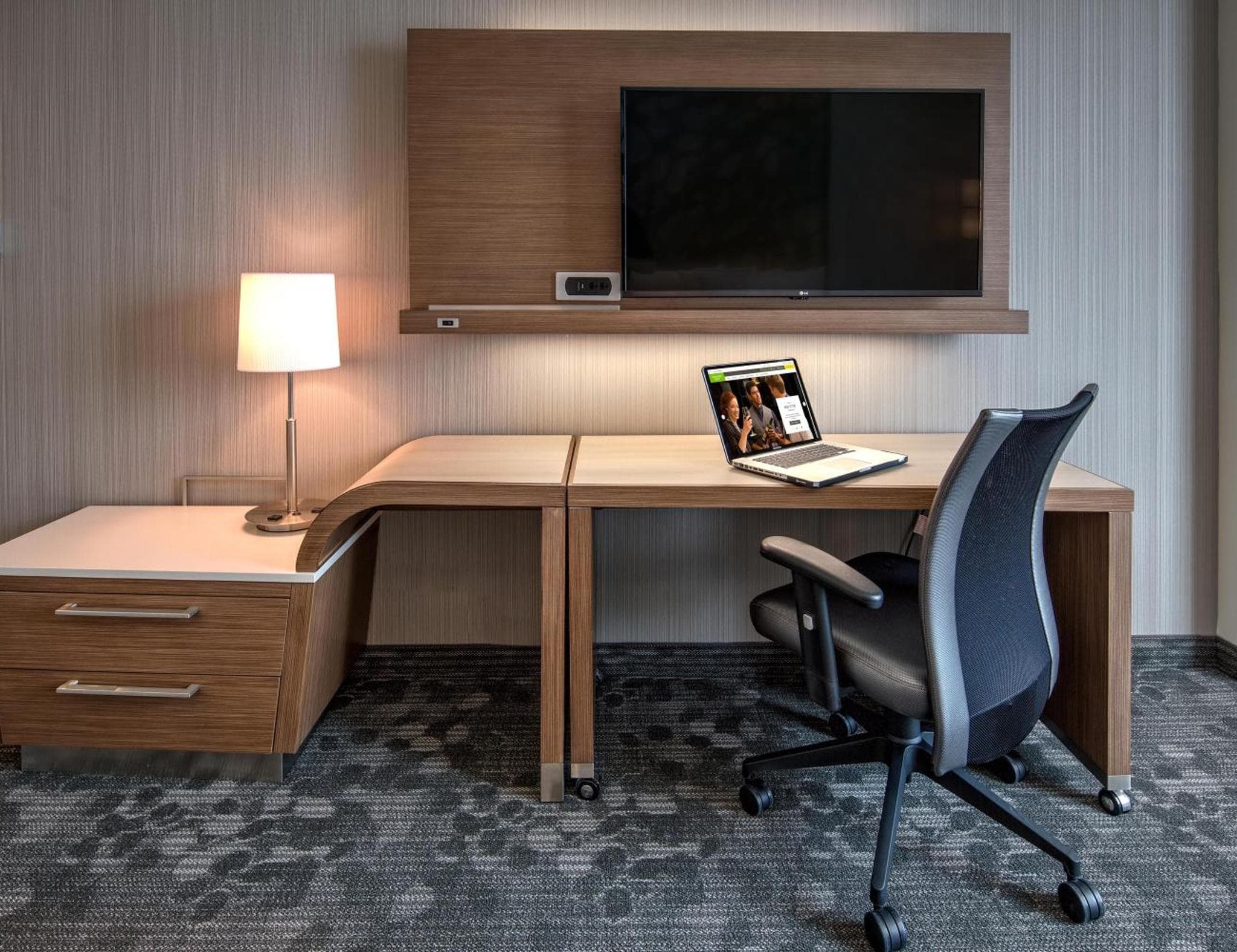 Courtyard Westbury Long Island