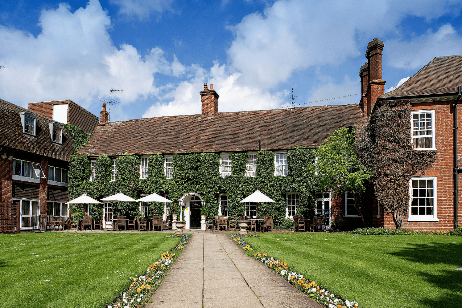 Mercure Farnham Bush Hotel