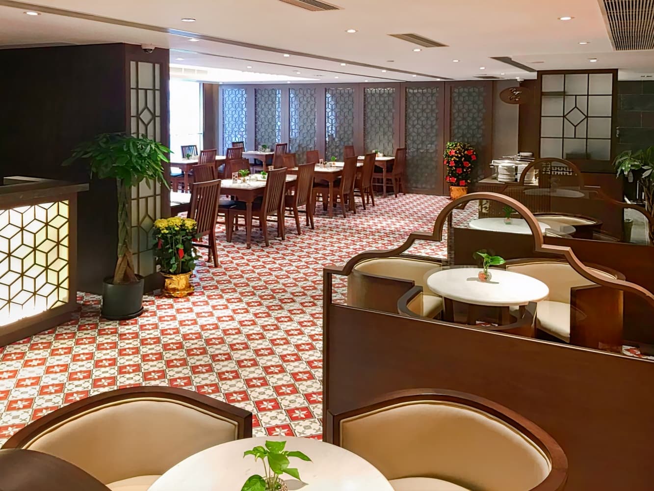 朗逸酒店 ( Largos Hotel )