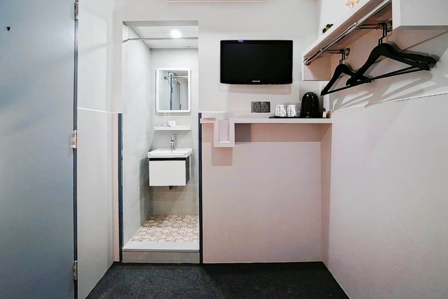 MK酒店 ( MK STAY )