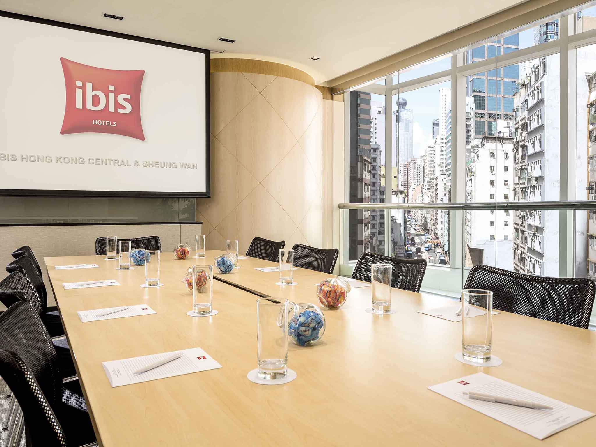 宜必思香港中上環酒店 ( Ibis Hong Kong Central and Sheung Wan Hotel )