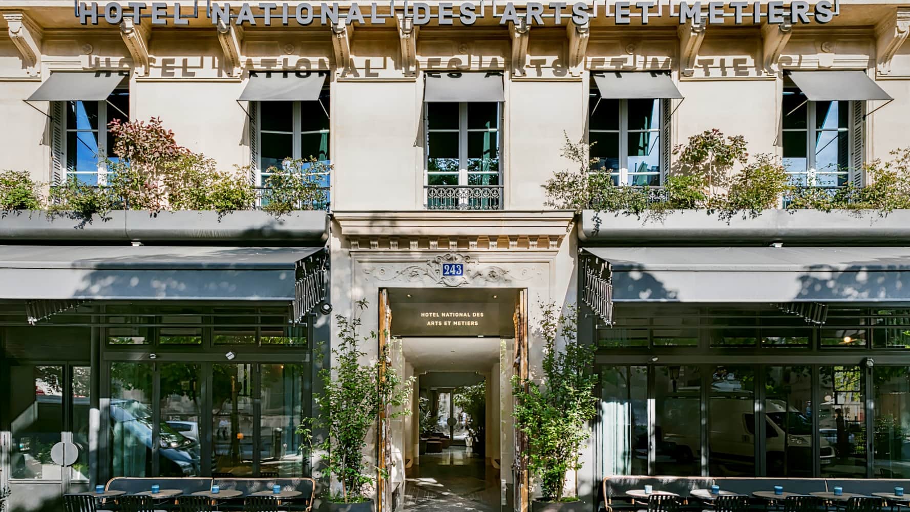Hotel National Des Arts et Métiers