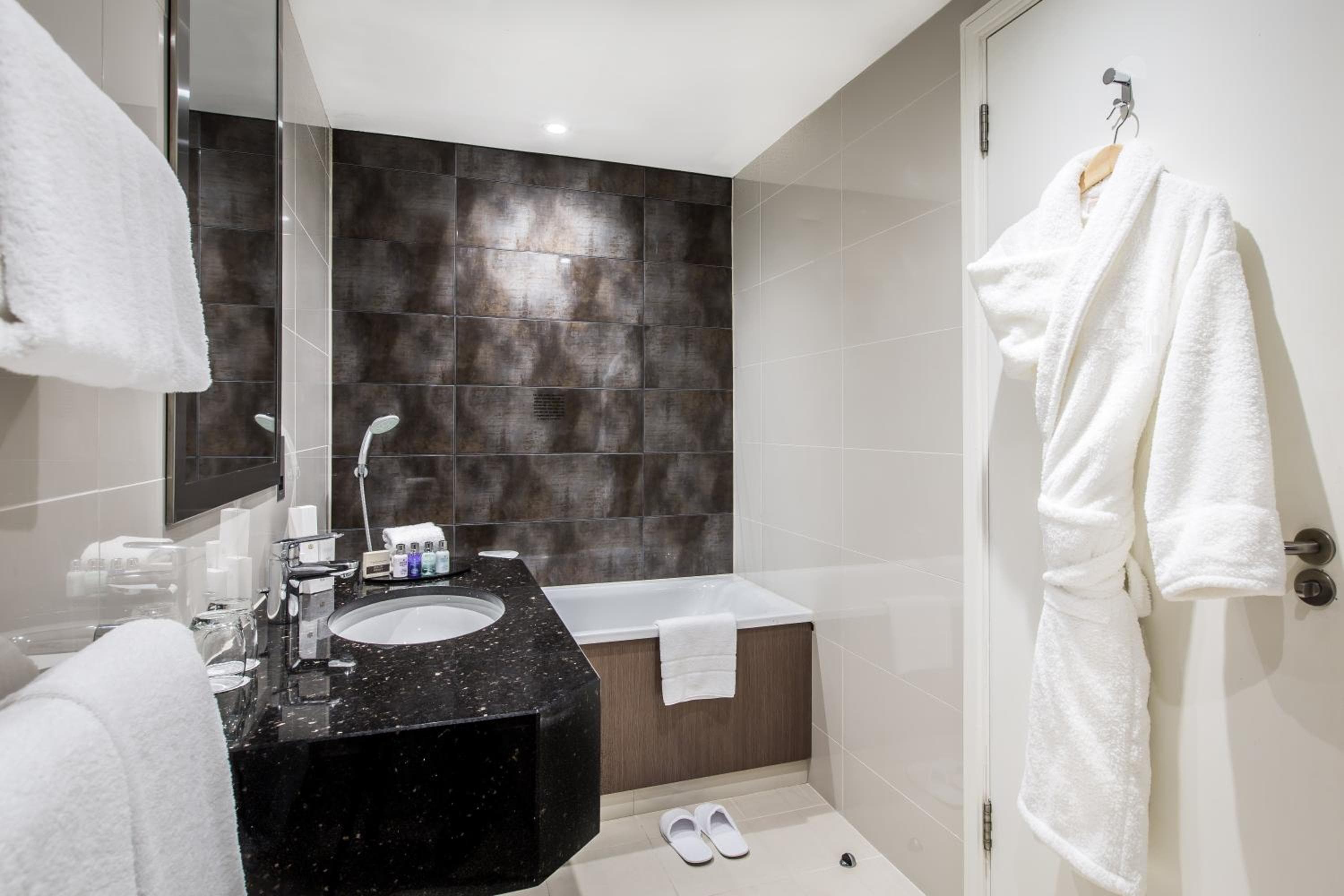 Holiday Inn London Kensington High Street